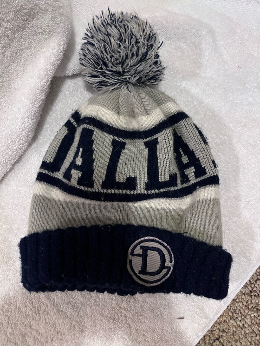 Dallas Cowboys Pom Beanie - Navy & Gray